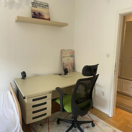 Charming Modern Near Center Free Parking & Fully Equipped 스코페